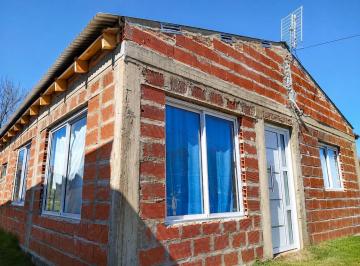 Casa · 70m² · 3 Ambientes · 1 Cochera · Venta Casa 3 Amb en Colonia Ayui Concordia Entre Ríos Rodeado de Lagos y Termas