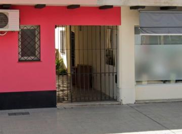 PH de 3 ambientes, San Isidro · PH 3 Ambientes con Patio Sobre Av Centenario - Beccar