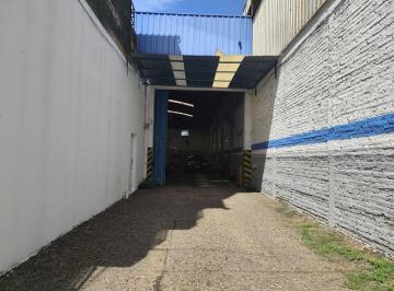 Bodega-Galpón · 450m² · 8 Cocheras · Alquilo Galpón Comercial E Industrial, Villa Urquiza Posadas.