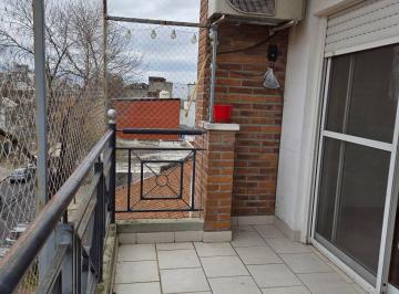 Departamento · 55m² · 3 Ambientes · 1 Cochera · Depto en Alquiler! 3 Ambientes con Balcon, Cochera Fija Cubierta y Baulera!