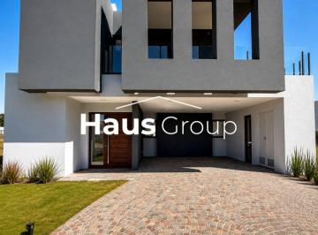 Casa de 5 ambientes, Ezeiza · Casa en Venta Terralagos Canning a Estrenar