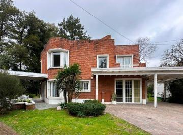 Casa · 115m² · 6 Ambientes · 2 Cocheras · Casa 6 Ambientes en Venta Barrio Palomar Cañuelas