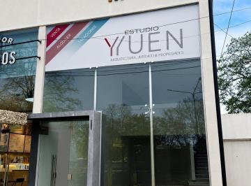 Local comercial · 130m² · Local Comercial Frente a Plaza Belgrano | City Bell | Doble Altura y Gran Vidriera