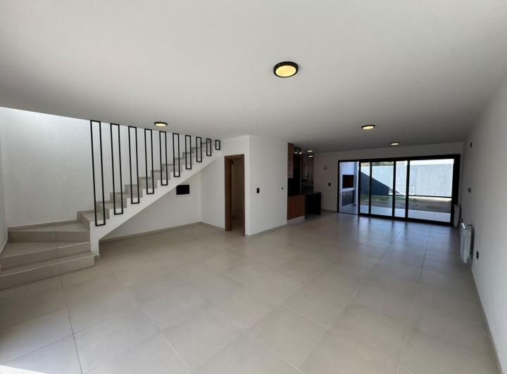 PH · 160m² · 6 Ambientes · 2 Cocheras