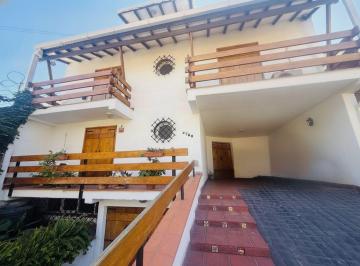 Casa de 6 ambientes, Villa Nueva · Casa 3 Dorm. con Dependencia y Cochera Doble en Villanueva, Guaymallén