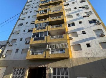 Departamento · 12m² · 4 Ambientes · 1 Cochera · Alquiler – Depto 3 Dorm. con Cochera | Zona Casa de Gobierno / Facultades
