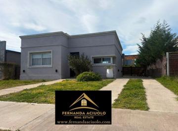 Casa de 3 ambientes, Ezeiza · Casa en Venta Barrio Privado Laguna Azul, Apta Credito