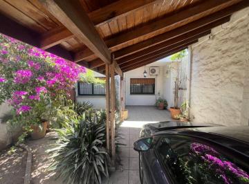 Casa · 98m² · 4 Ambientes · 2 Cocheras · Venta Casa4amb + Local - Patio Parrilla Cochera Merlo
