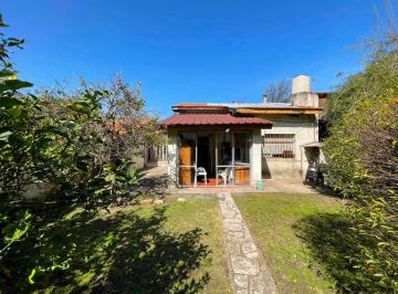 Casa de 3 ambientes, Morón · Venta Casa 3 Amb C/ Gran Lote 280 m² - Castelar