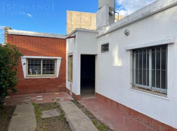 Casa · 89m² · 5 Ambientes · 2 Cocheras · Venta Casa 5 Ambientes, con Jardin y Parrilla, Apta Credito - Escobar
