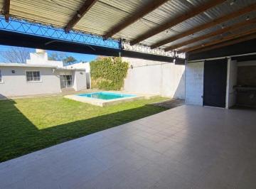Casa · 150m² · 4 Ambientes · 1 Cochera · Casa 4 Ambientes. | Catamarca Al 800