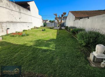 Casa · 60m² · 3 Ambientes · 2 Cocheras · Casa en Alquiler