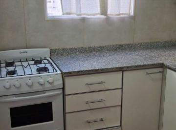 Departamento de 2 ambientes, Quilmes · Departamento de 50 m² con 1 Dormitorio en Alquiler en Centro