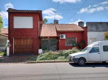 Casa de 4 ambientes, La Matanza · Chalet 4 Ambientes con Cochera