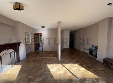 Departamento · 97m² · 4 Ambientes · 1 Cochera · Venta Departamento 4 Ambientes con Cochera en Recoleta