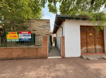 Casa de 2 ambientes, Lomas de Zamora · Casa en Venta en Temperley | Lote 10 X 20 | Garaje y Quincho