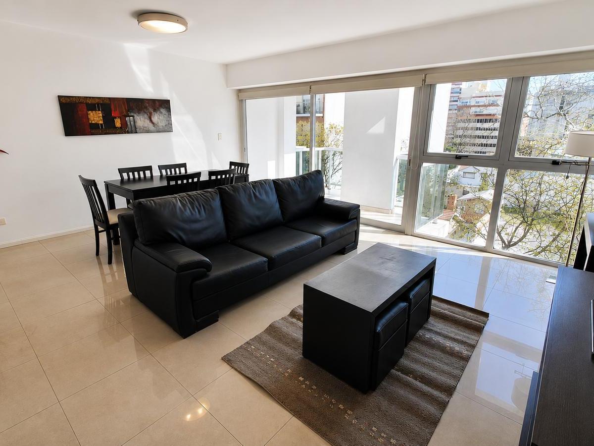 Excelente semipiso de 89 m² ubicado en una de las zonas más buscadas de Mar del Plata, a metros de Plaza Mitre