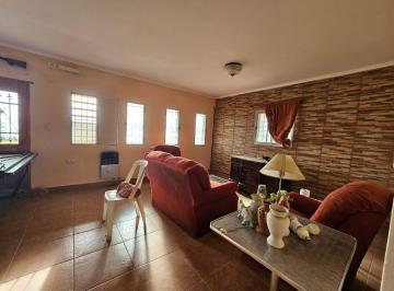 Quinta vacacional · 10681m² · 3 Ambientes · Venta Quinta con Pileta y Gran Parque en Chacras del Alba Cañuelas