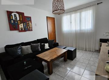 living · Venta de Casa Multifamiliar en Tigre Centro