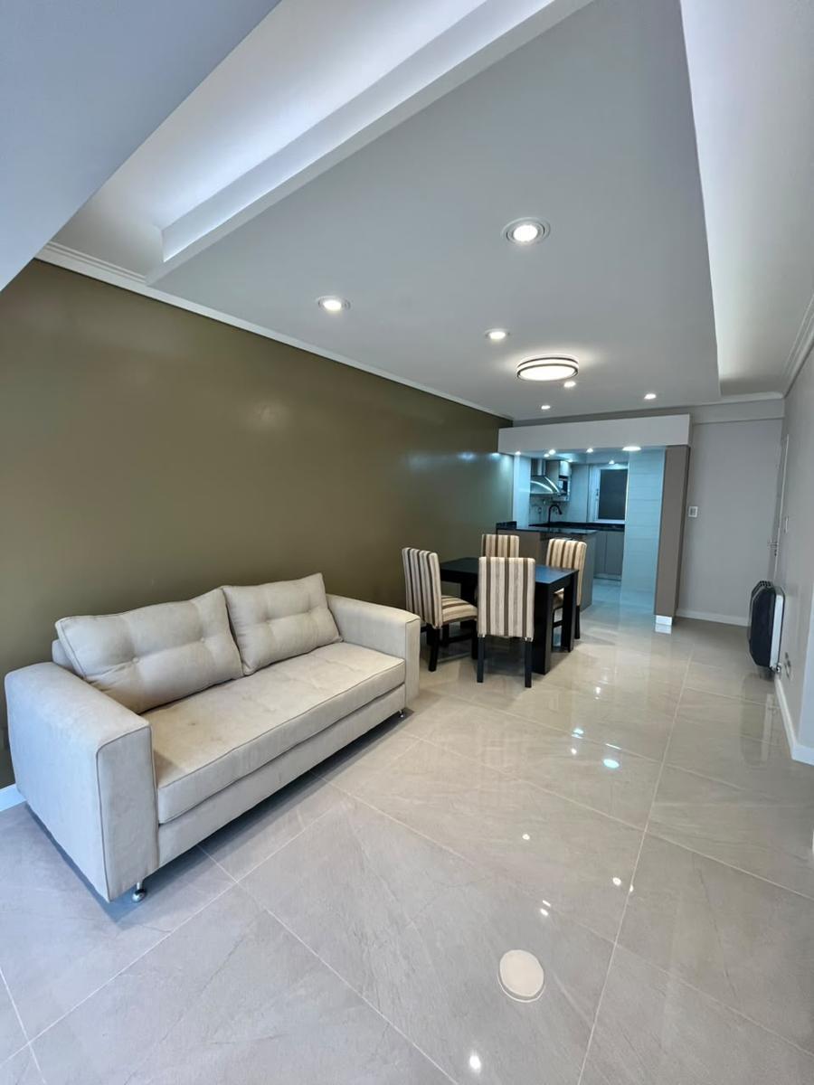 Venta departamento dos ambientes en zona centro de Mar del Plata