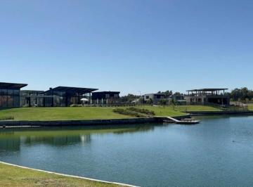 Terreno · 682m² · Terreno Lote en Venta en Carpinchos, Nordelta, Tigre