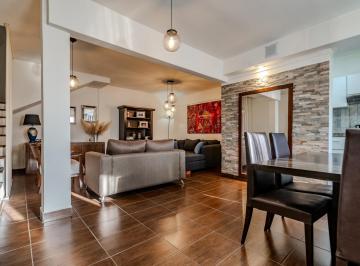 PH · 168m² · 4 Ambientes · PH en Villa Devoto
