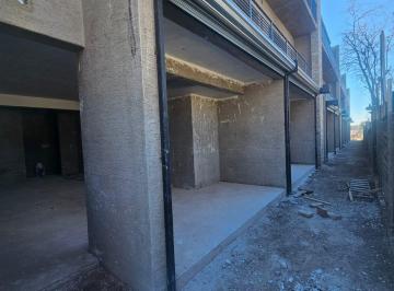 Local comercial · 49m² · 2 Ambientes · Vanta Locales Comerciales Sobre Elpdio Gonzalez Club de Campo