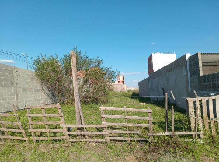Terreno · 207m²