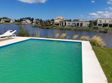 Casa · 300m² · 5 Ambientes · 3 Cocheras · San Benito - Al Lago 4 Dorm. del 28 Diciembre Al 30 Enero 2027
