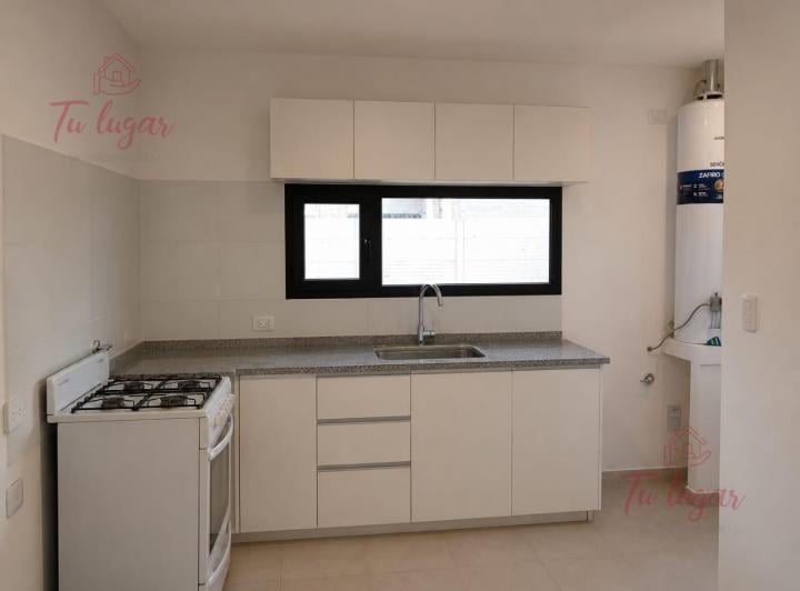 Casa · 50m² · 3 Ambientes · 1 Cochera