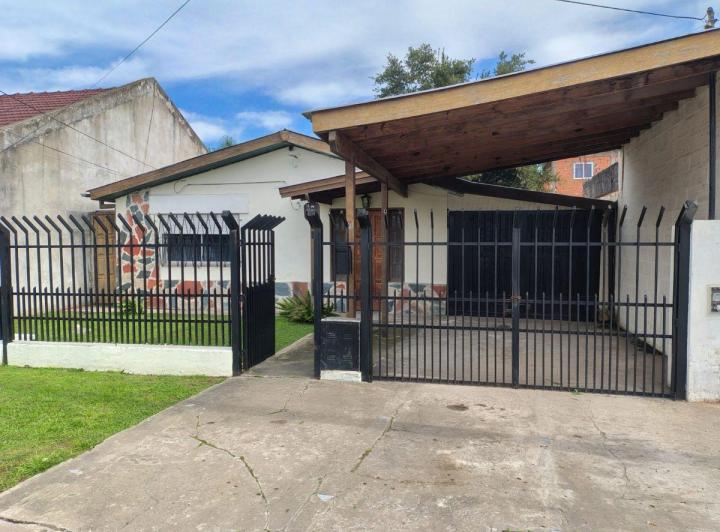 Casa · 60m² · 3 Ambientes · 1 Cochera