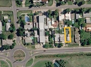 Terreno · 67m² · Terreno con Mejoras en Funes – Excelente Potencial Comercial