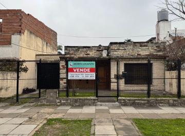Casa de 4 ambientes, Morón · Casa de 4 Ambientes con Cochera | Castelar Sur