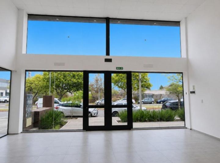 Local comercial · 40m² · 1 Ambiente · 1 Cochera