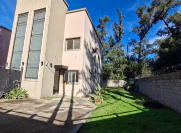 Casa · 90m² · 3 Ambientes · 2 Cocheras · Alq Duplex 3 Ambientes con Jardin en del Viso