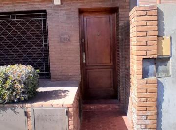 PH · 40m² · 2 Ambientes · Alquiler PH 2 Ambientes con Patio en Wilde