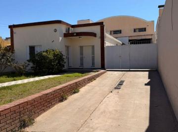 Bodega-Galpón , Córdoba · Alquiler Galpón + Vivienda 2 Dorm. + Oficina - Av Diagonal Ica