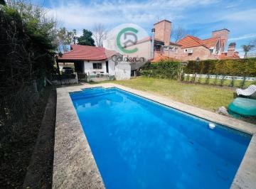 Casa · 120m² · 3 Ambientes · 3 Cocheras · Casa en Alquiler Country Club Banco Provincia