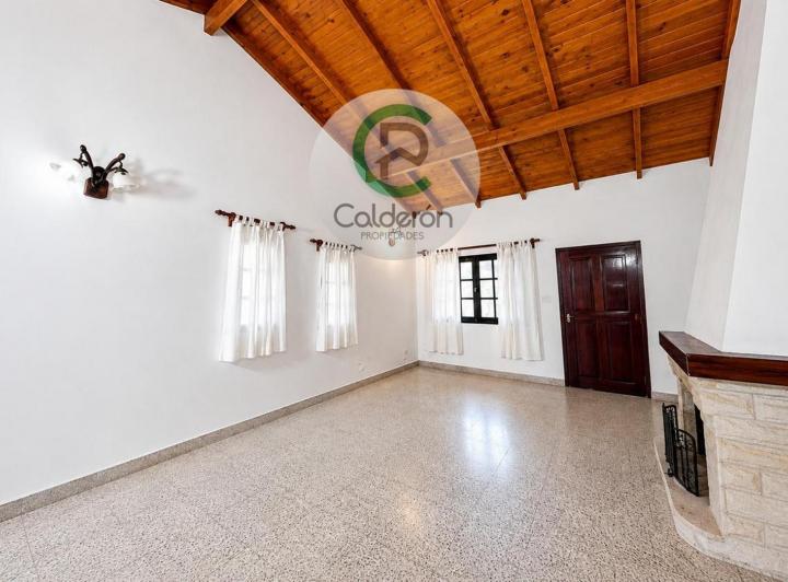 Casa · 120m² · 3 Ambientes · 3 Cocheras