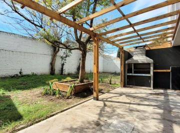 Casa · 103m² · 4 Ambientes · 1 Cochera · Venta PH 4 Amb Boulogne Jardin Sin Exp Apto Cred