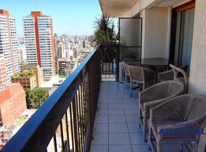 Departamento · 140m² · 4 Ambientes · 1 Cochera