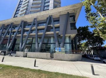Local comercial · 220m² · Exclusivo Local en Centro de Montevideo R. O. u
