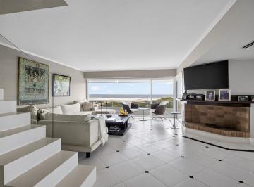 Departamento · 360m² · 7 Ambientes · 2 Cocheras · Penthouse Duplex en Venta con Vista Al Mar de 5 Suites con Terraza y Parrilla, Sobre La Brava + Depa