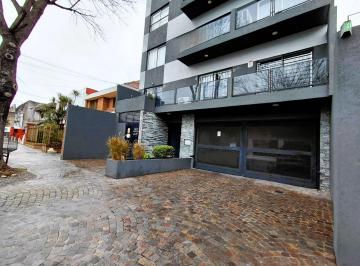 Departamento · 37m² · 2 Ambientes · 1 Cochera · Alquiler Departamento 2 Amb C/cochera. V. martelli