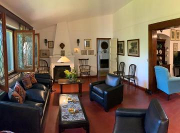 Casa · 300m² · 6 Ambientes · 1 Cochera · Casa Villa Florida - Alquiler Temporal