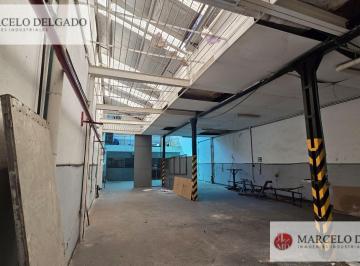 Depósito · 460m² · 4 Ambientes · Depósito - Galpón de 460 m² - Parque Patricios - Venta /alquiler