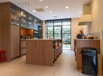 Casa · 235m² · 7 Ambientes · 4 Cocheras · Venta Casa 4 Dorm. Pevero Pilar Golf Club Modernizada Apto Crédito