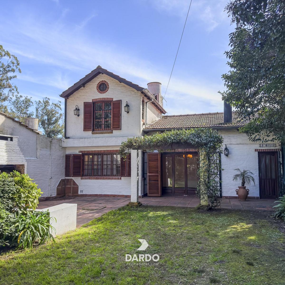 Casa en venta ubicada en el atractivo Barrio Los Tilos de Mar del Plata