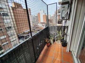 Departamento · 67m² · 4 Ambientes · 1 Cochera · Excelente Departamento 4 Ambientes Al Frente con Balcón Cochera Fija Cubierta
