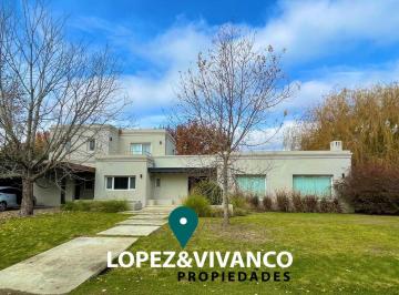 Casa Venta de 5 ambientes · Venta Excelente Casa en Pilar, La Argentina, Estancias del Pilar.